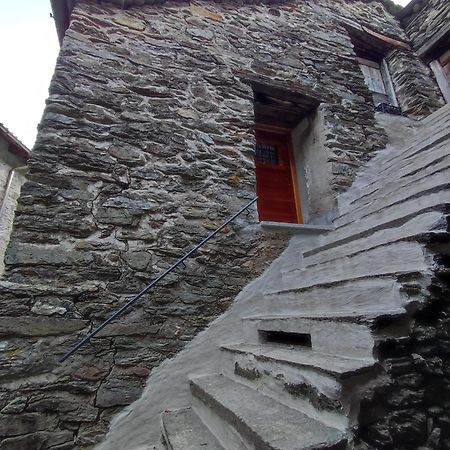 La Casa Del Busso Bed and Breakfast Boccioleto Exterior foto